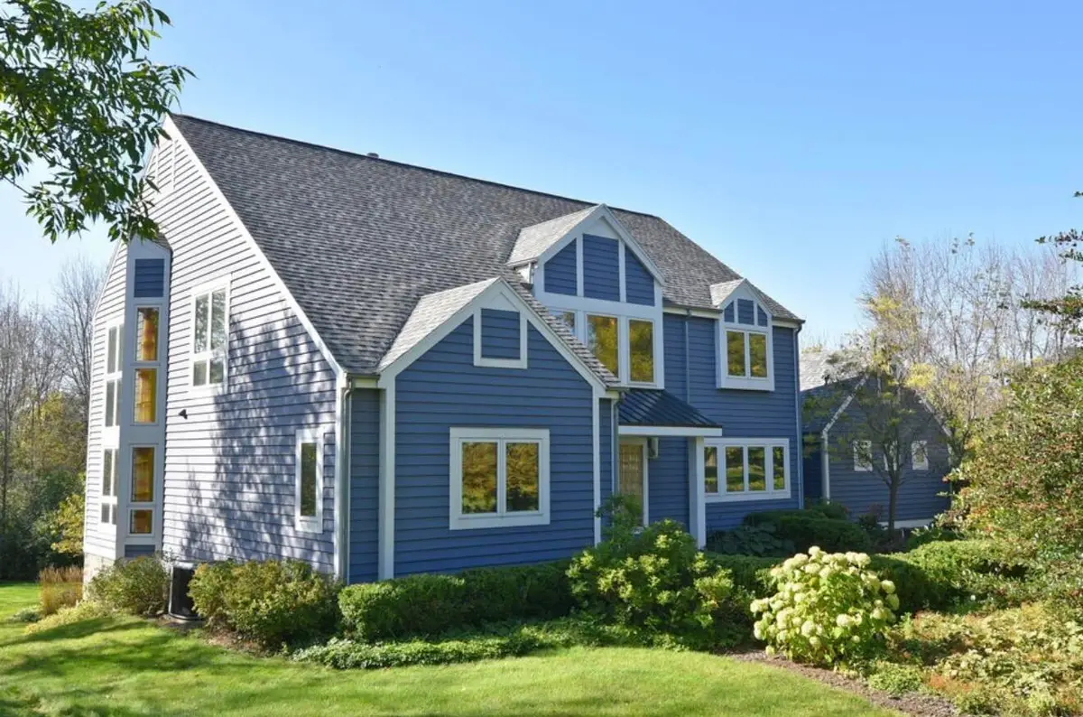 3411 W River Dr, Mequon, WI 53097 - #1