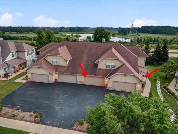 1724 New Port Vista Dr, Port Washington, WI 53024