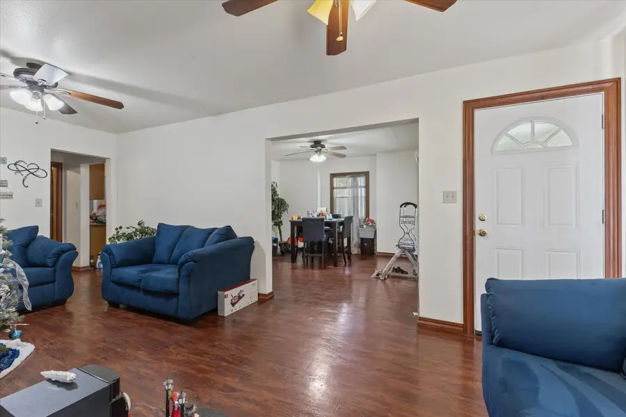 3118 W Fairmount Ave, Milwaukee, WI 53209 - #3