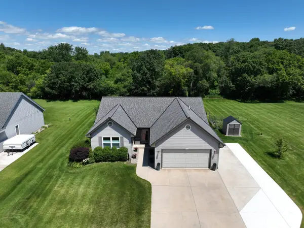 29306 River View Pkwy, Rochester, WI 53105