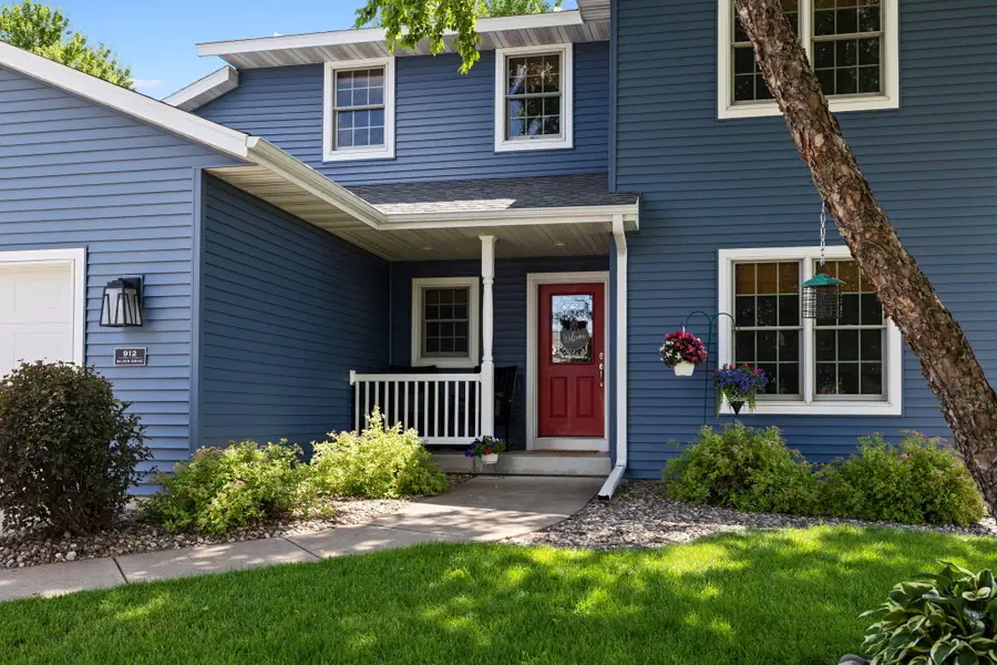 912 Silver Dr, Holmen, WI 54636 - #3