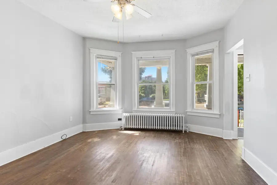 1822 W Rogers St, Milwaukee, WI 53204 - #3