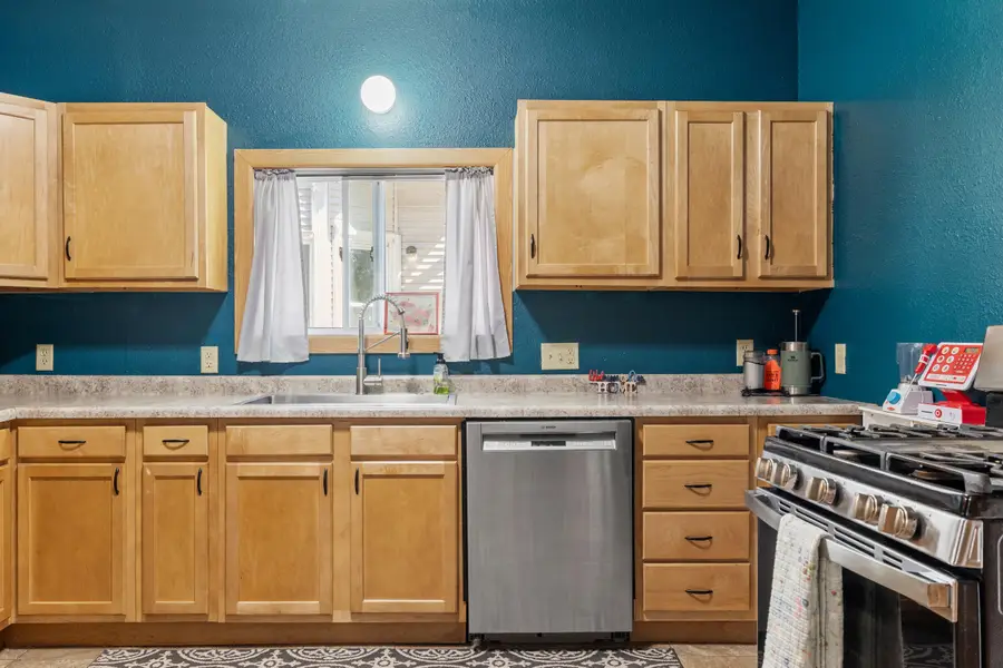 1723 N 9th St, Sheboygan, WI 53081 - #2