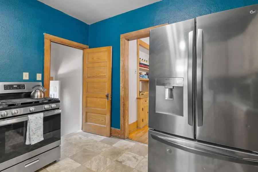 1723 N 9th St, Sheboygan, WI 53081 - #3