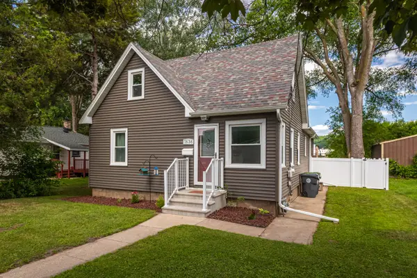 1636 Onalaska Ave, La Crosse, WI 54603