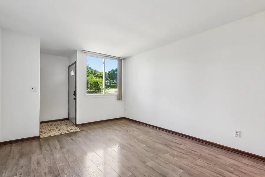 1444 Big Bend Rd, Waukesha, WI 53189 - #3