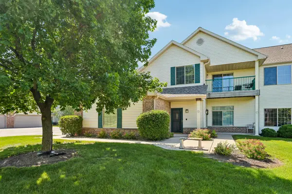 118 Pheasant Run, Johnson Creek, WI 53038