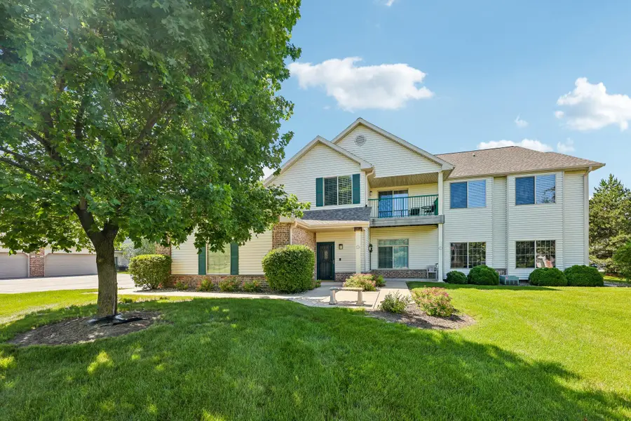 118 Pheasant Run, Johnson Creek, WI 53038 - #2