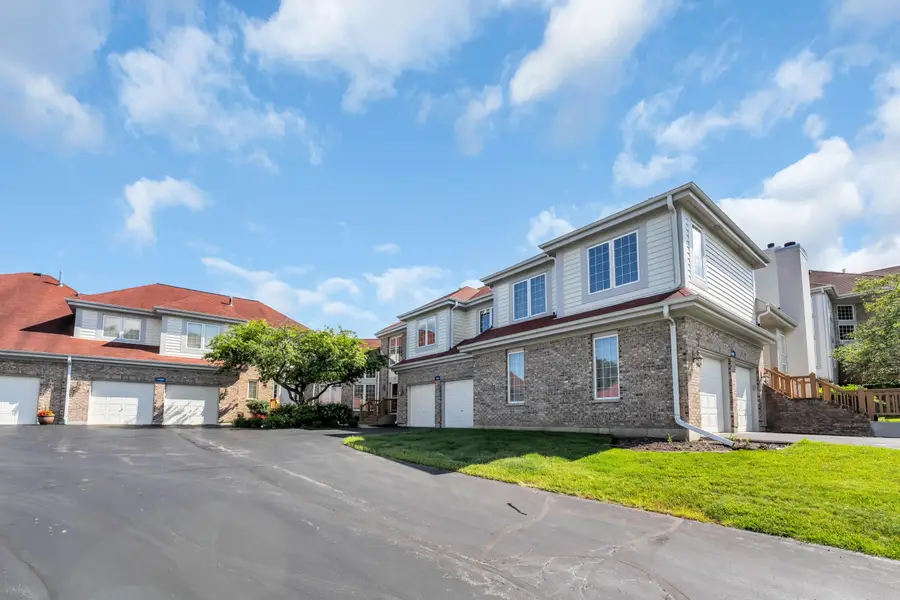 1424 Highland Dr, Geneva, WI 53147 - #2