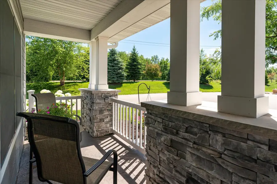 329 River Pt, La Crosse, WI 54601 - #2