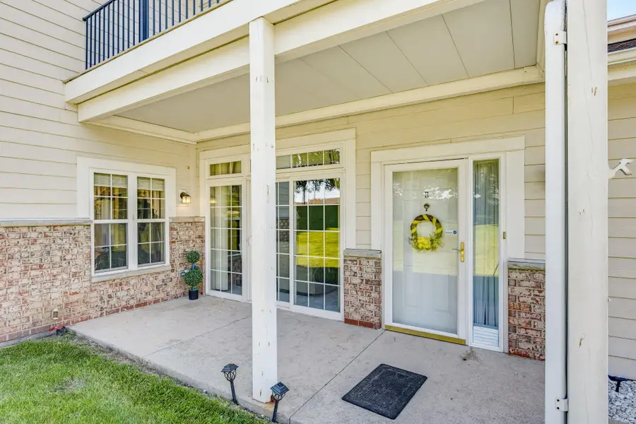 6551 Meadowlands Cir, Pleasant Prairie, WI 53158 - #3