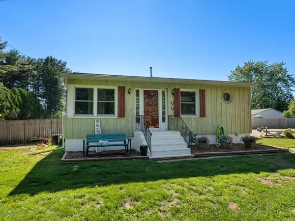 4208 Mishicot Rd, Two Rivers, WI 54241