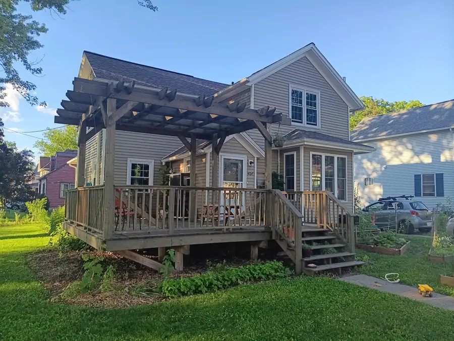 404 E Gillette St, Viroqua, WI 54665 - #3