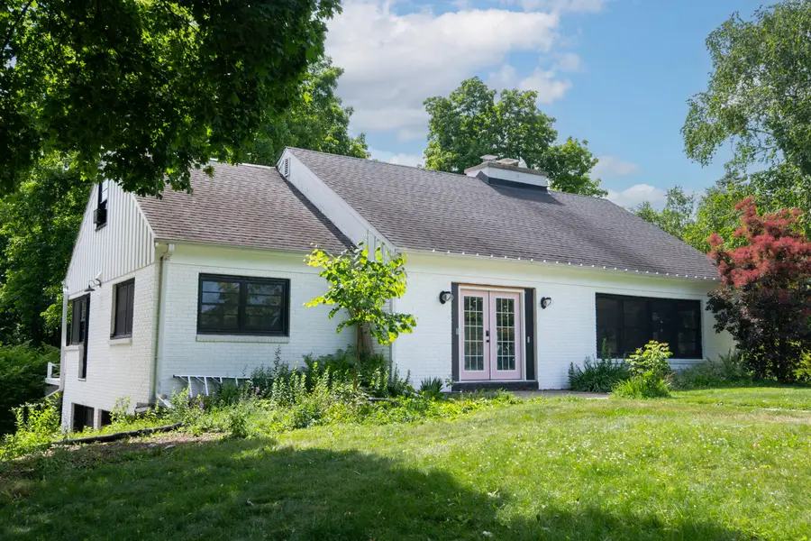 1345 Hickory Hill Ln, Brookfield, WI 53045 - #2
