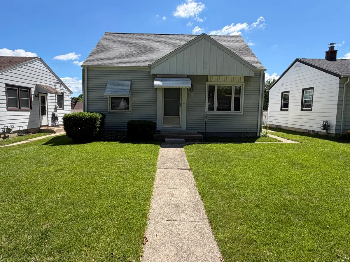 2850 S 50th St, Milwaukee, WI 53219 - #1