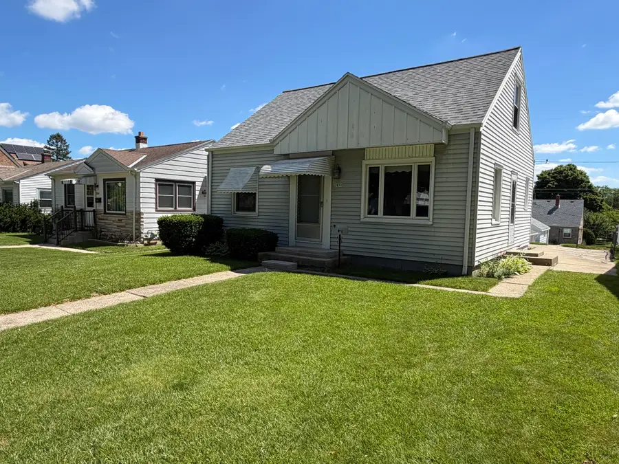 2850 S 50th St, Milwaukee, WI 53219 - #3