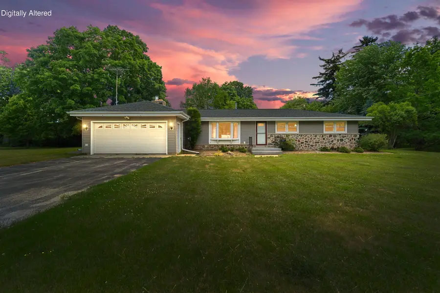 518 W Grand Ave, Port Washington, WI 53074 - #2