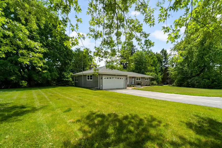 518 W Grand Ave, Port Washington, WI 53074 - #3