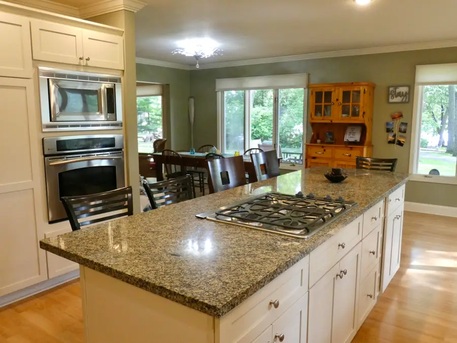 575 Illinois Ave, Green Lake, WI 54941 - #3