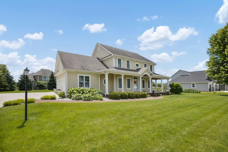 N75W24615 Overland Rd, Sussex, WI 53089 - #3