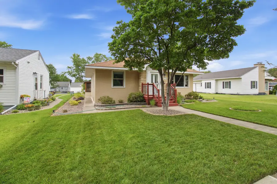 2321 Johnson St, La Crosse, WI 54601 - #3