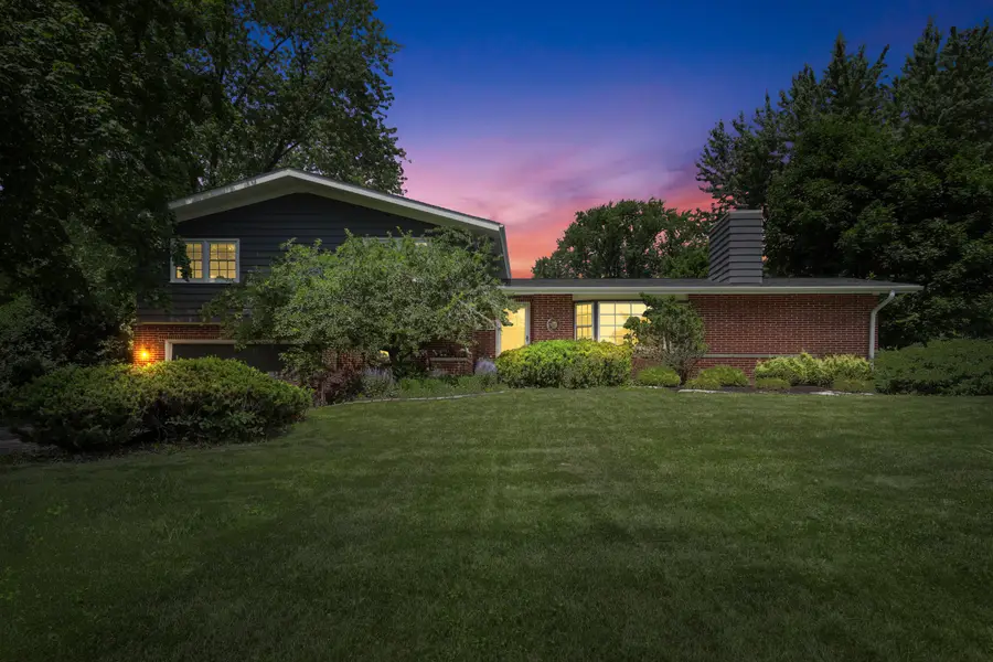 1225 Indianwood Dr, Brookfield, WI 53005 - #3