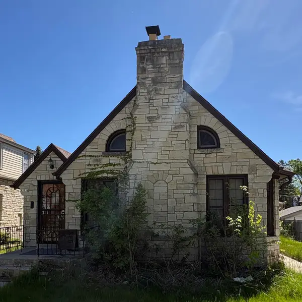 3936 N 44th St, Milwaukee, WI 53216