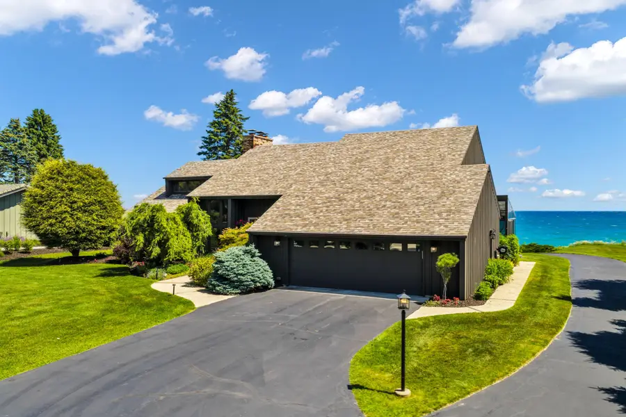 810 Waters Edge Rd, Caledonia, WI 53402 - #3