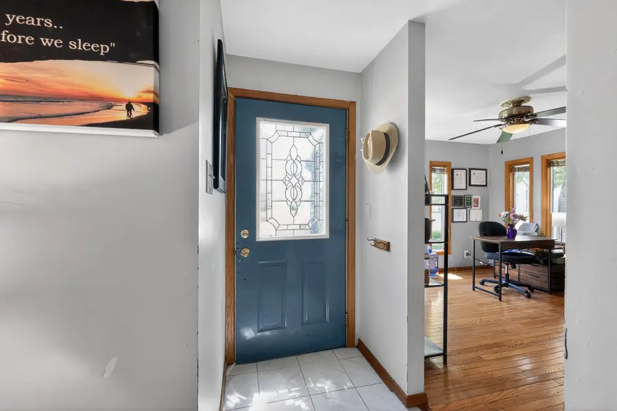 614 16th Pl, Somers, WI 53140 - #2