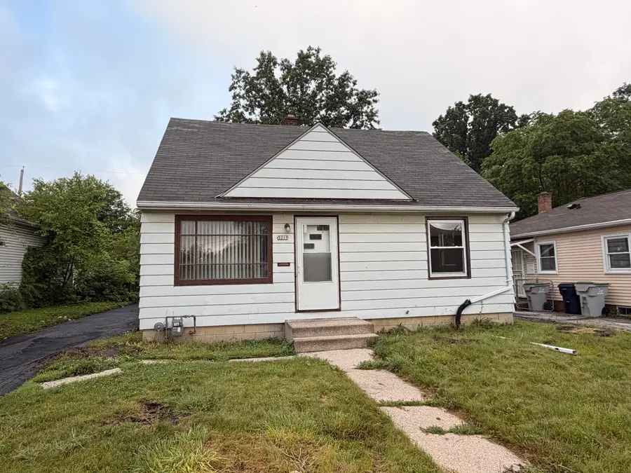 5217 N 61st St, Milwaukee, WI 53218 - #3