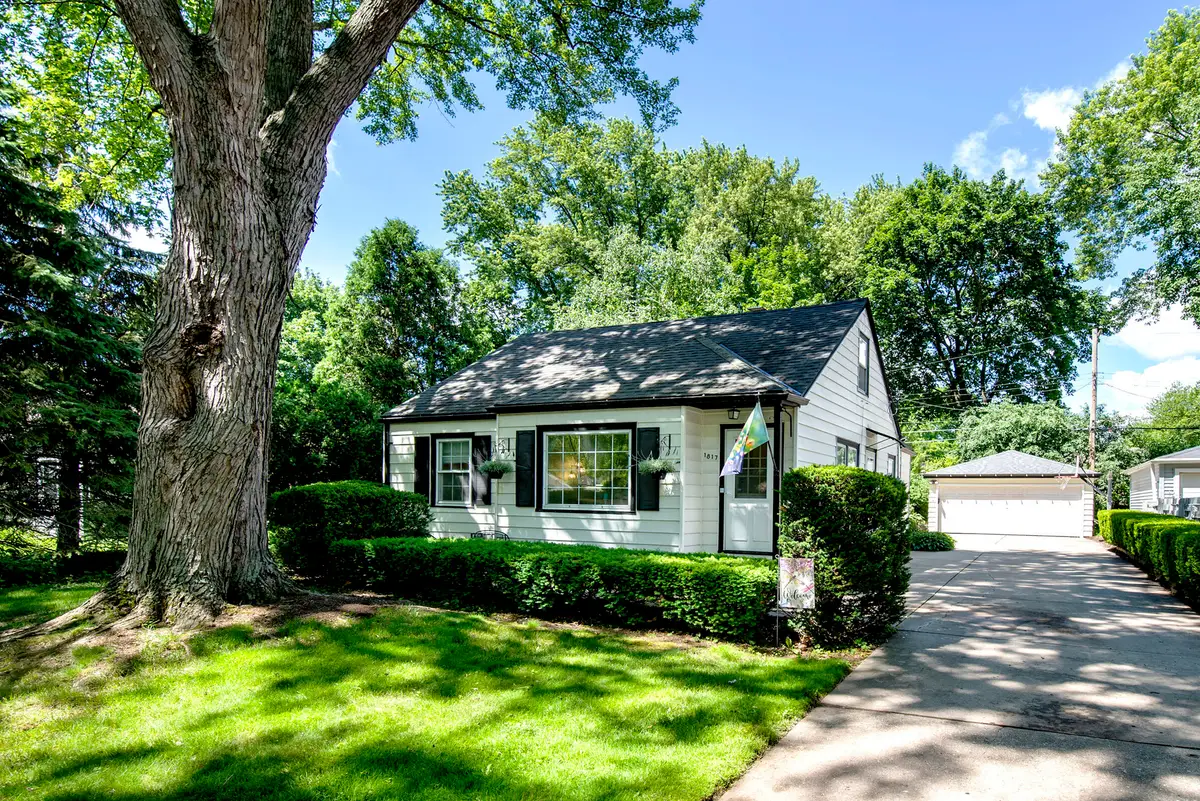 1817 N 118th St, Wauwatosa, WI 53226 - #1