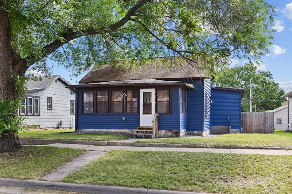 522 Caledonia St, La Crosse, WI 54601