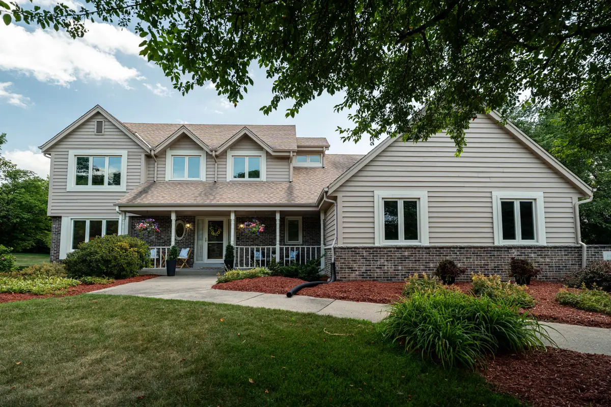 17445 St James Rd, Brookfield, WI 53045 - #1