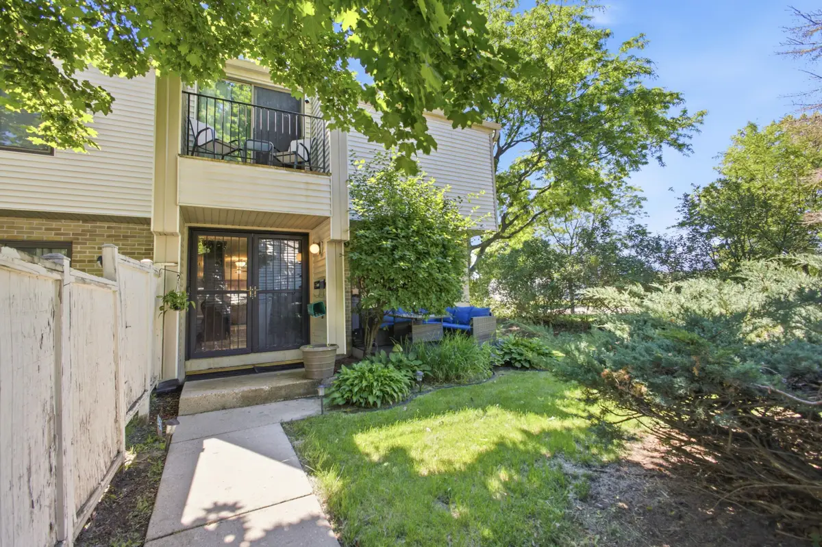 9000 N 70th St, Milwaukee, WI 53223 - #1