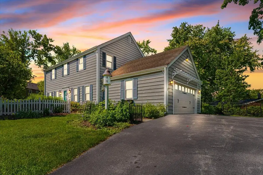 11645 N Hillside Ln, Mequon, WI 53092 - #3