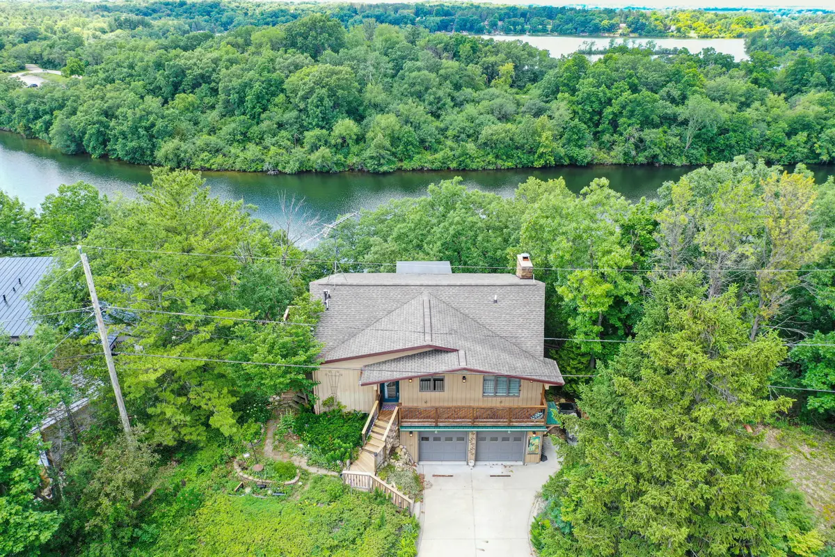 N7693 Ridge Rd, Whitewater, WI 53190 - #1