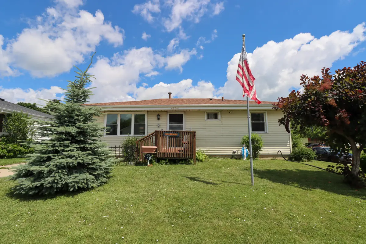 4604 50th St, Kenosha, WI 53144 - #1