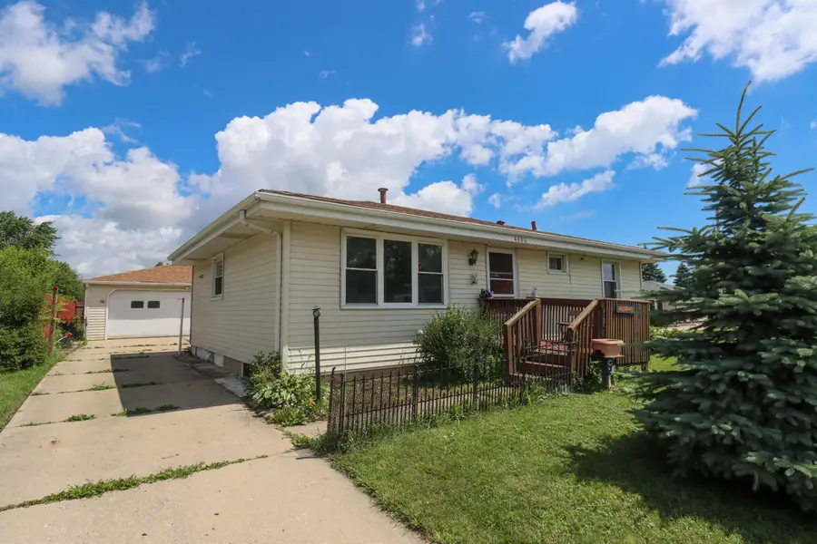4604 50th St, Kenosha, WI 53144 - #2