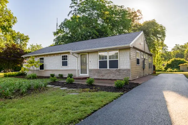 11319 3rd Ave, Pleasant Prairie, WI 53158