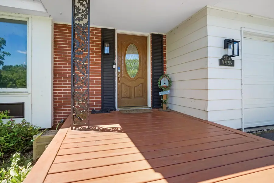 N105W21215 Oak Ln, Germantown, WI 53022 - #3