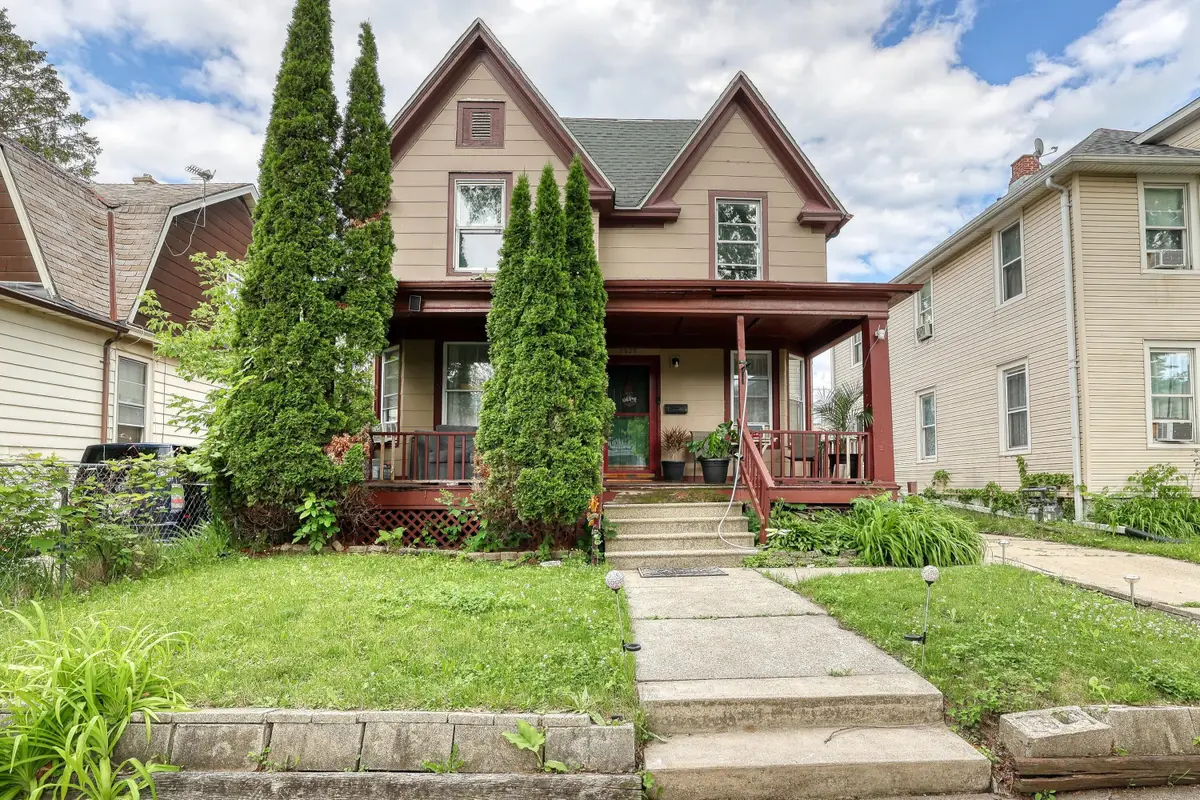 1525 Owen Ave, Racine, WI 53403 - #1