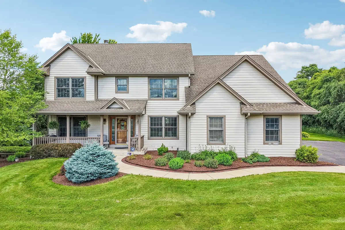 N63W27176 Maple St, Merton, WI 53089 - #1
