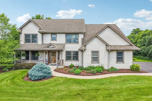 N63W27176 Maple St, Merton, WI 53089