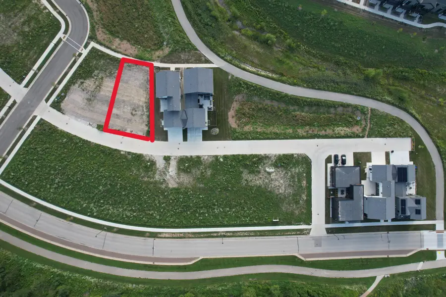 9411 S Cypress Pl, Oak Creek, WI 53154 - #2