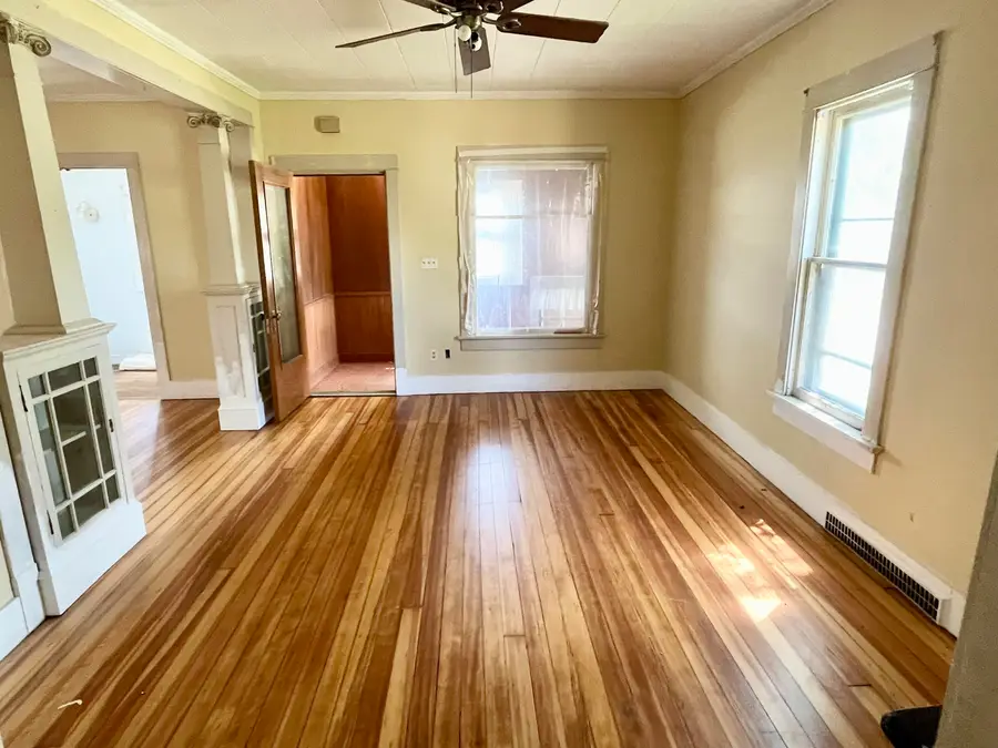 906 20th St, Two Rivers, WI 54241 - #2