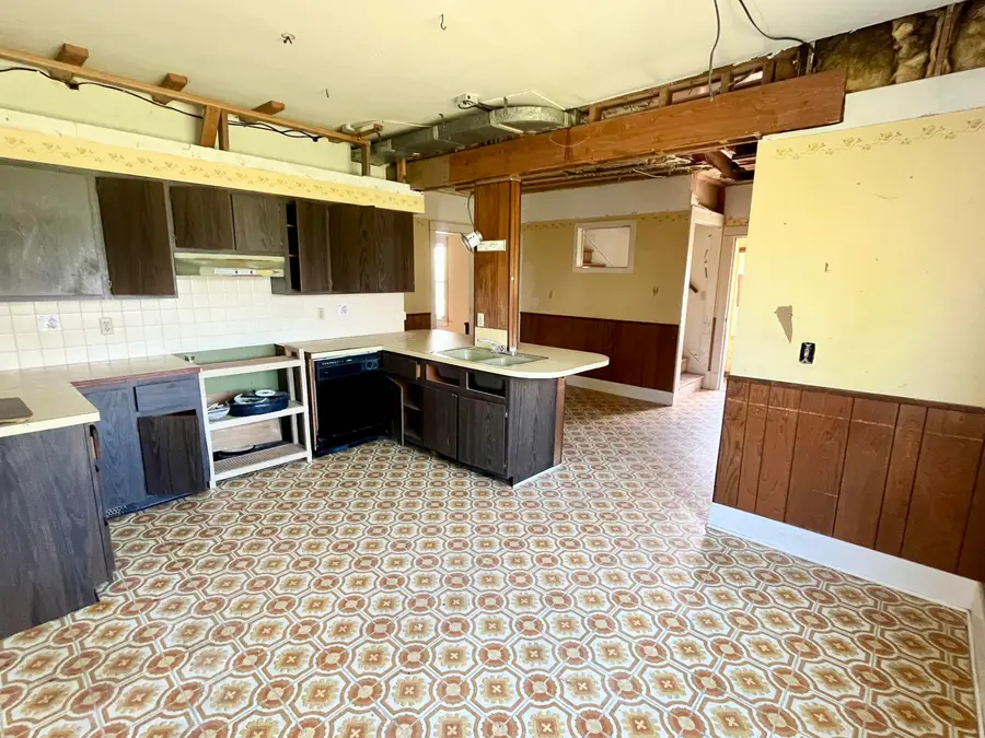 906 20th St, Two Rivers, WI 54241 - #3