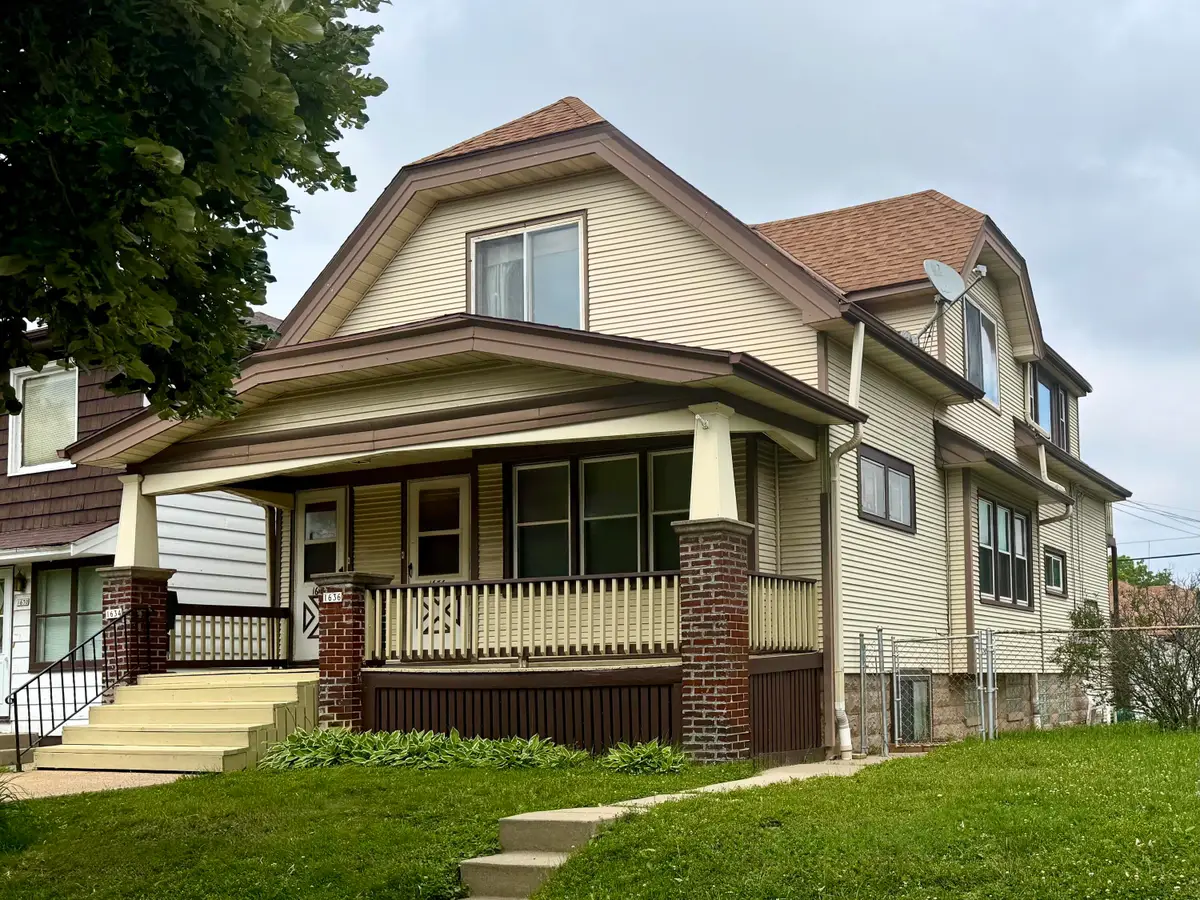 1634 S 58th St, West Allis, WI 53214 - #1