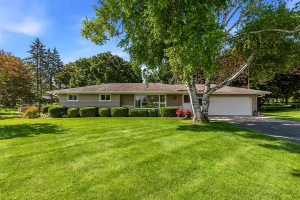 7631 W 5 Mile Rd, Raymond, WI 53126