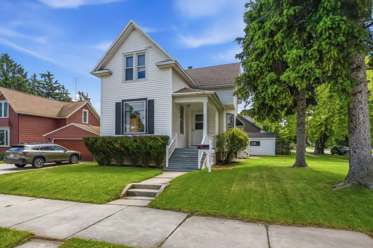 1533 Kentucky Ave, Sheboygan, WI 53081 - #1