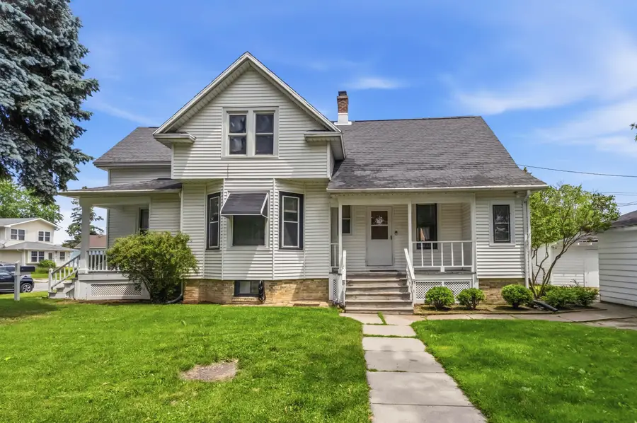 1533 Kentucky Ave, Sheboygan, WI 53081 - #2